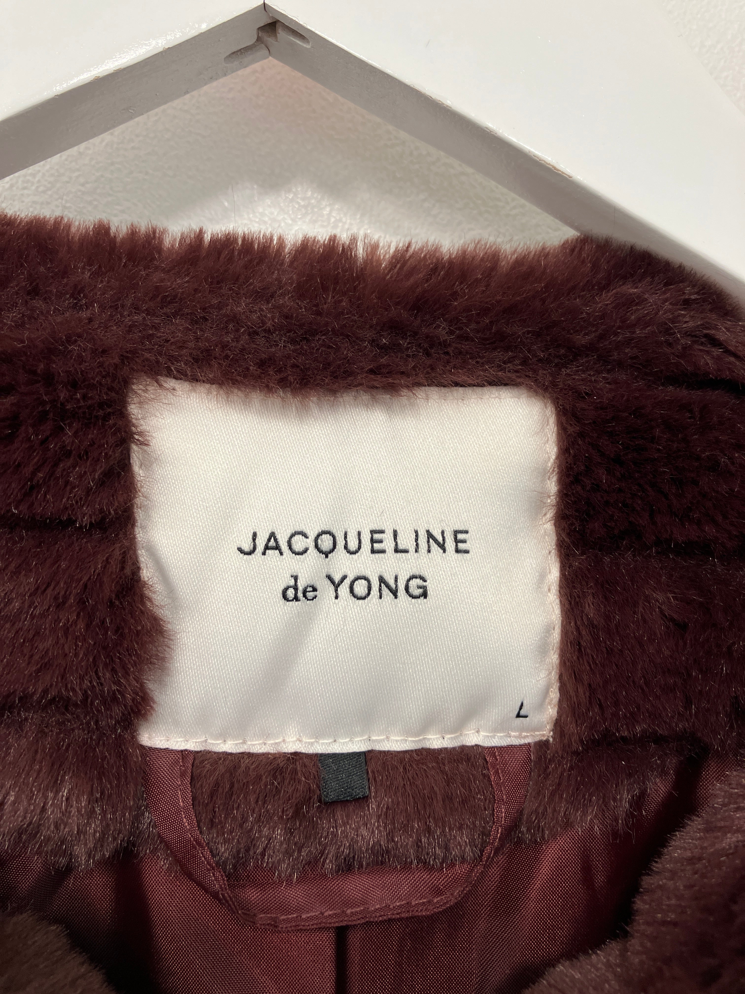 Jacqueline de Yong Jakke